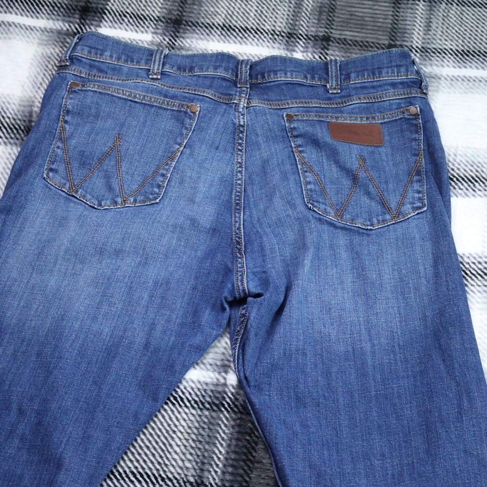 Wrangler Retro Slim Straight Jeans Blue Denim 38x34 Cowboy Western Stretch